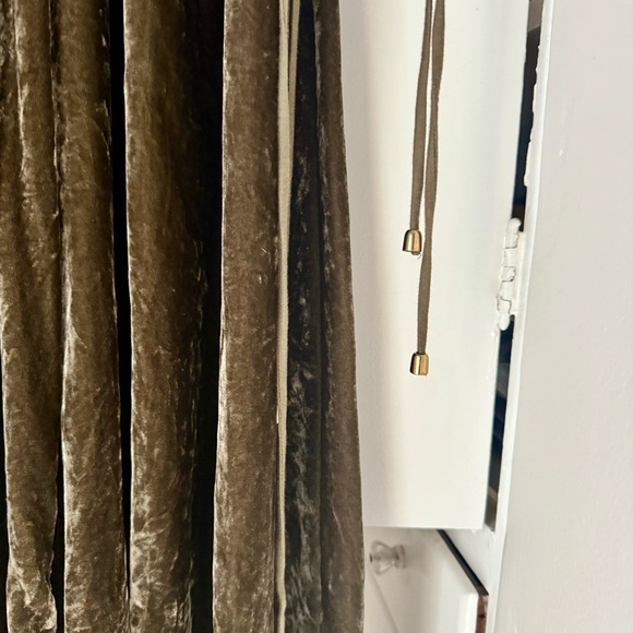 Free People Olive Crushed Velvet Jumpsuit size 12 - Picture 7 of 8